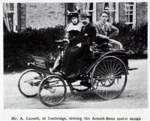 ARNOLD MOTOR CARRIAGE CO (GB) - DRIVE BY A - 1897